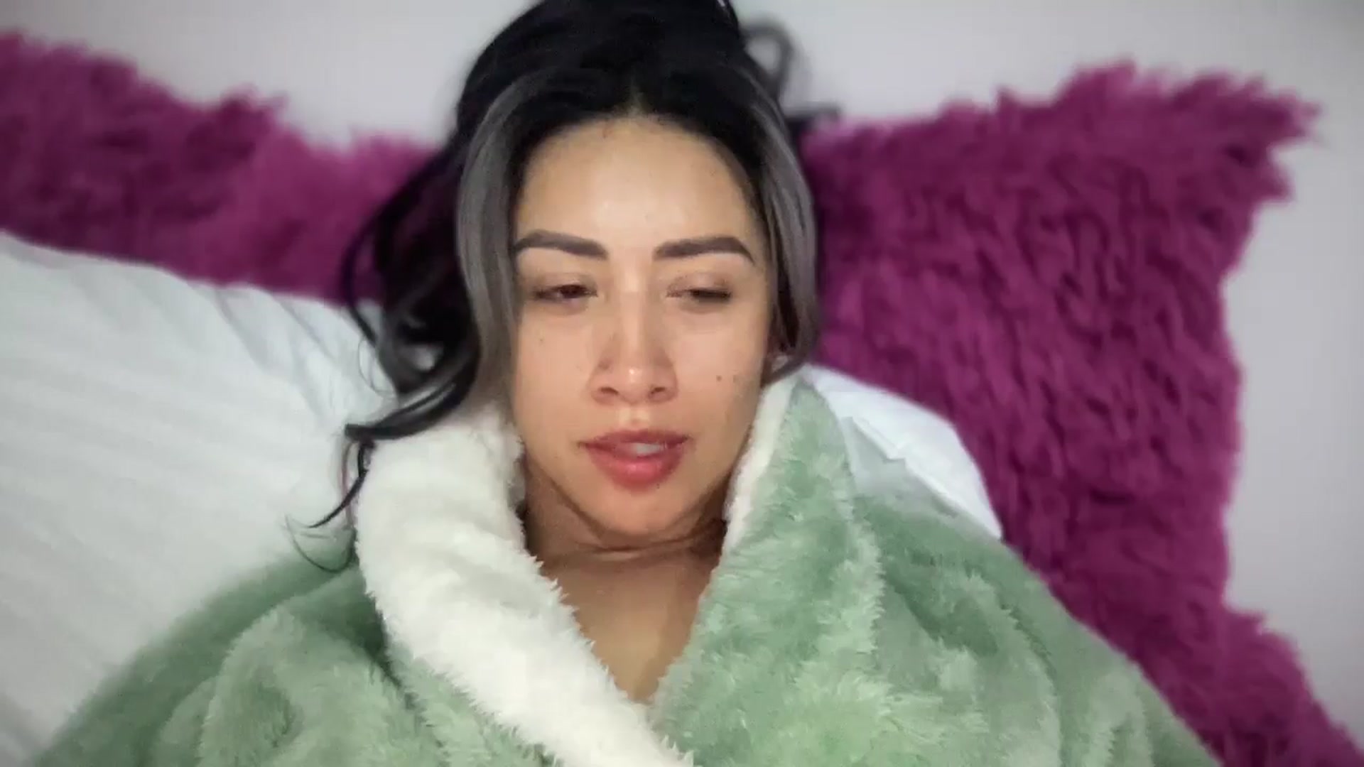 Gallery image thumbnail from SophieBecker's myfreecams stream on, 11/07/2025, 05:02 image 8 of 20