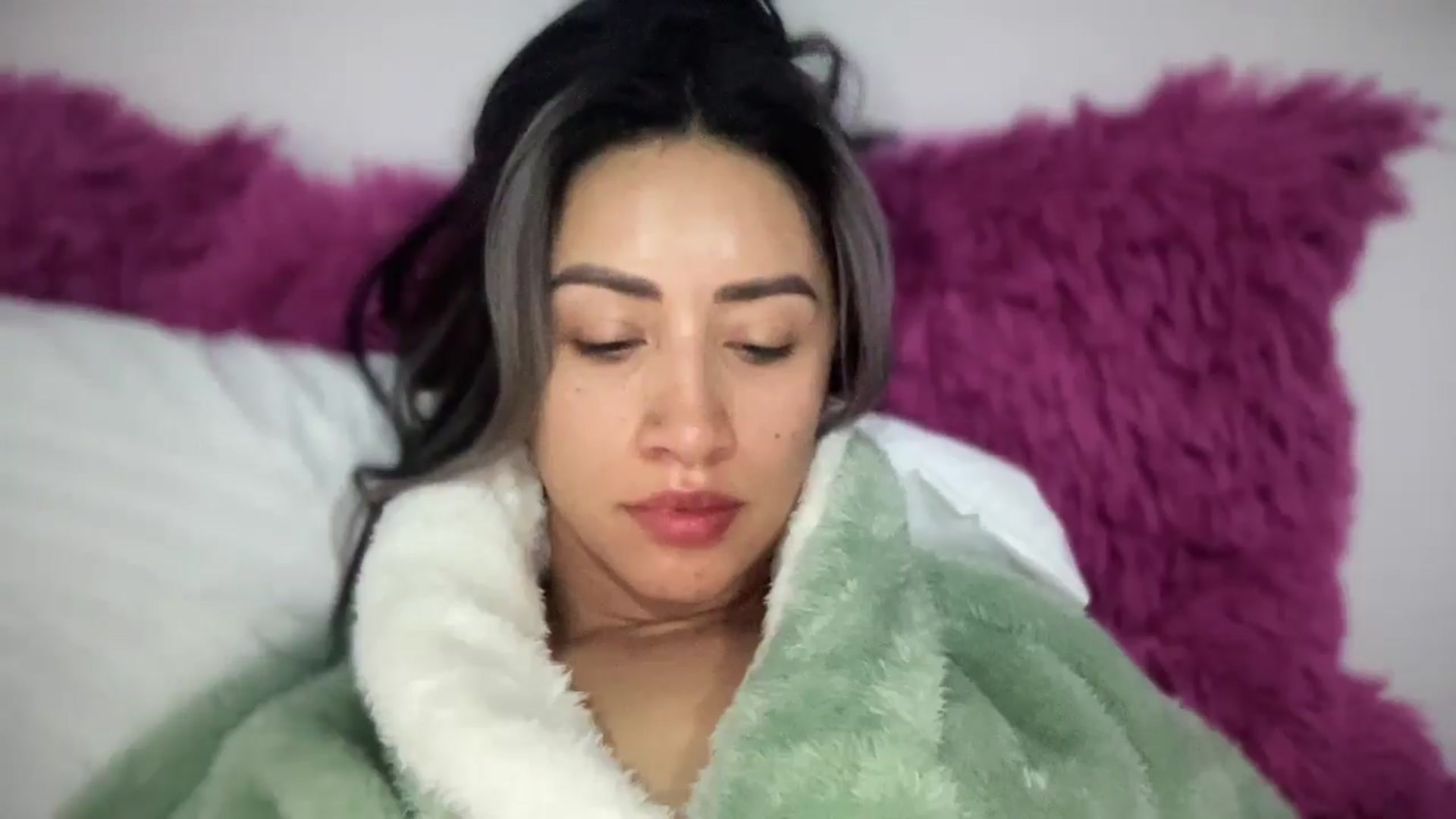 Gallery image thumbnail from SophieBecker's myfreecams stream on, 11/07/2025, 05:02 image 7 of 20