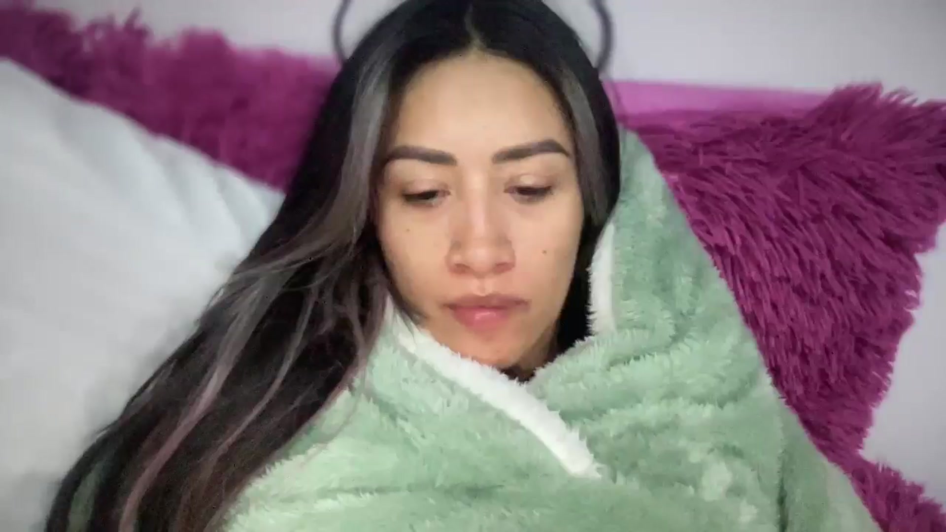 Gallery image thumbnail from SophieBecker's myfreecams stream on, 11/07/2025, 06:47 image 15 of 20