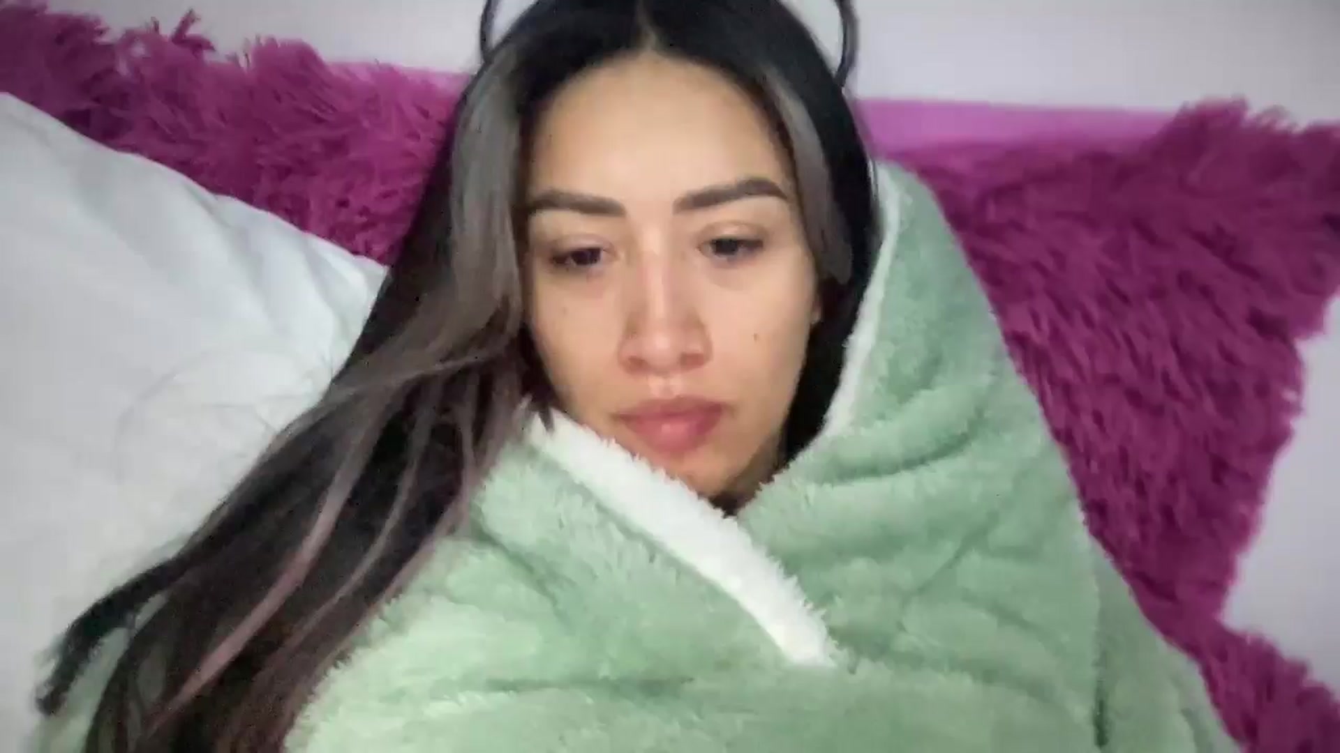 Gallery image thumbnail from SophieBecker's myfreecams stream on, 11/07/2025, 06:47 image 11 of 20