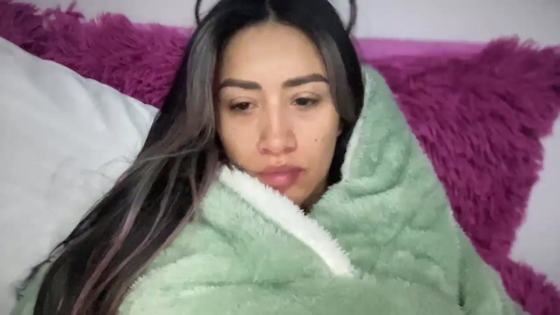 Gallery image thumbnail from SophieBecker's myfreecams stream on, 11/07/2025, 06:47 image 13 of 20