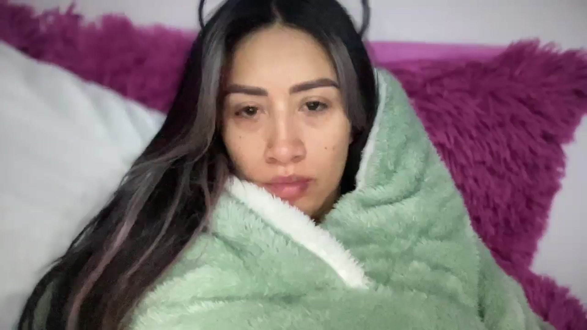 Gallery image thumbnail from SophieBecker's myfreecams stream on, 11/07/2025, 06:47 image 14 of 20