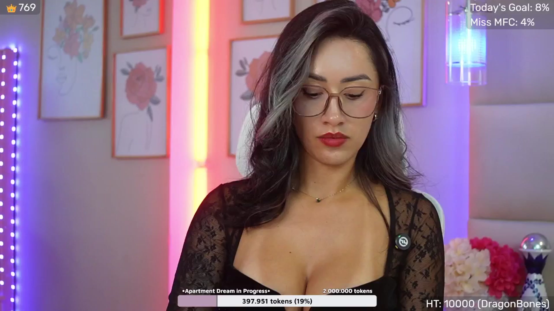 Gallery image thumbnail from SophieBecker's myfreecams stream on, 11/17/2025, 24:39 image 5 of 20