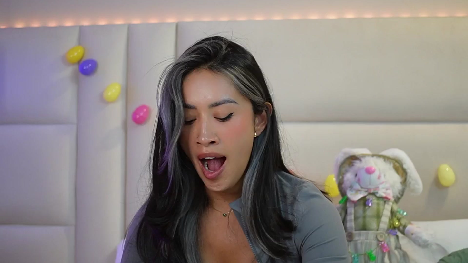 Gallery image thumbnail from SophieBecker's myfreecams stream on, 03/19/2026, 23:07 image 16 of 20