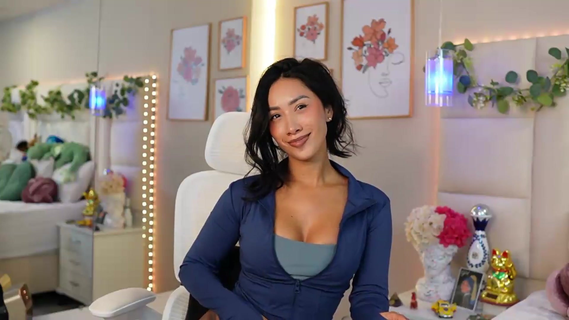 Gallery image thumbnail from SophieBecker's myfreecams stream on, 08/04/2026, 23:16 image 17 of 20