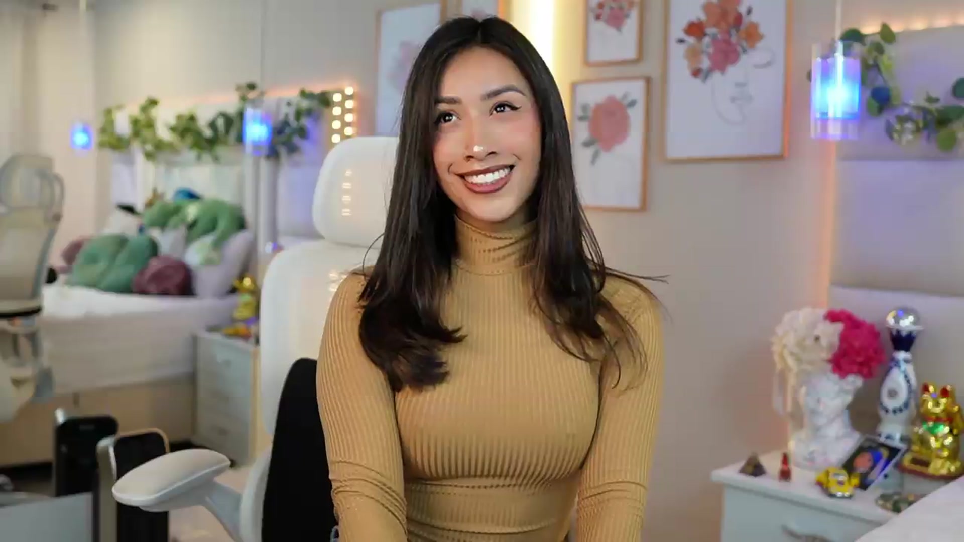 Gallery image thumbnail from SophieBecker's myfreecams stream on, 08/06/2026, 20:09 image 4 of 20