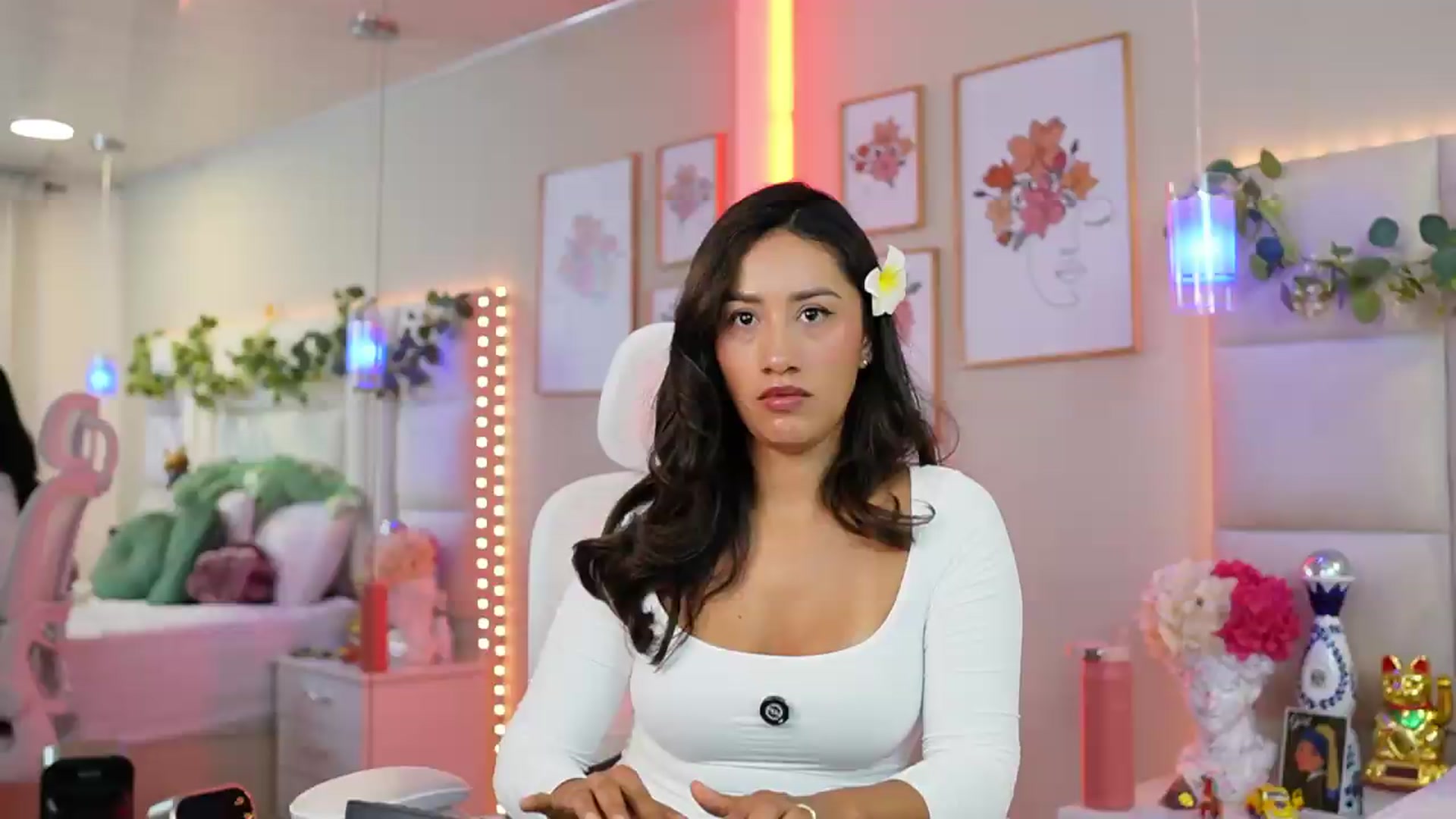 Gallery image thumbnail from SophieBecker's myfreecams stream on, 08/29/2026, 23:07 image 5 of 20