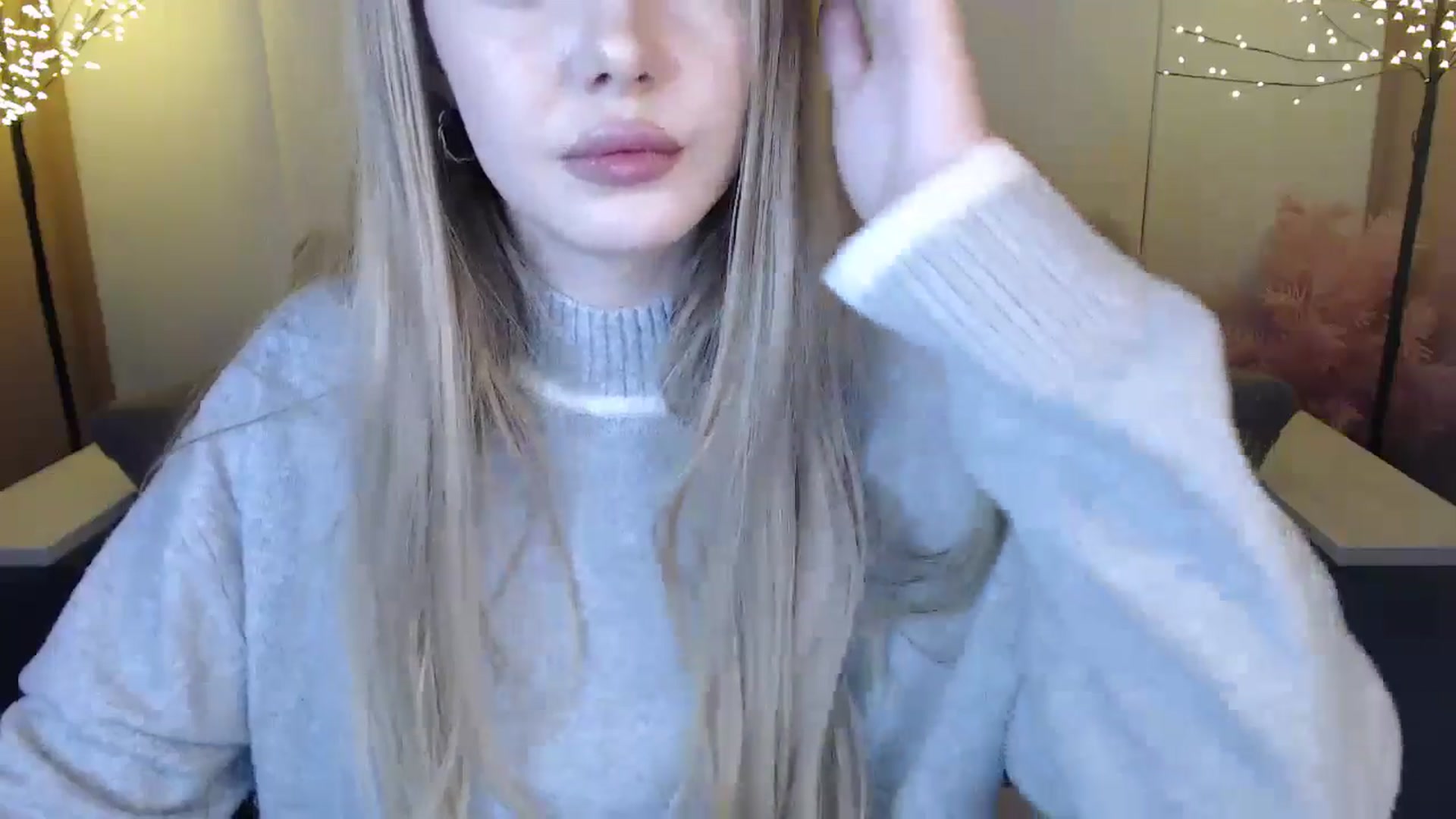 Gallery image thumbnail from SophieKing's myfreecams stream on, 01/05/2025, 09:38 image 17 of 20