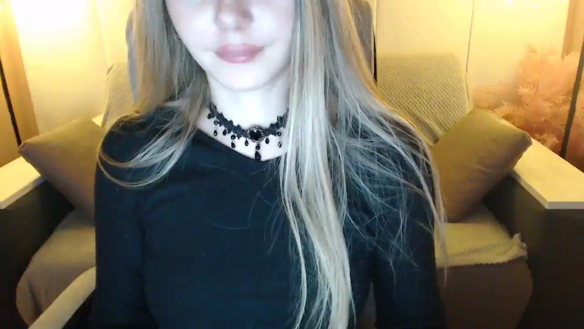 Gallery image thumbnail from SophieKing's myfreecams stream on, 01/06/2025, 13:00 image 15 of 20