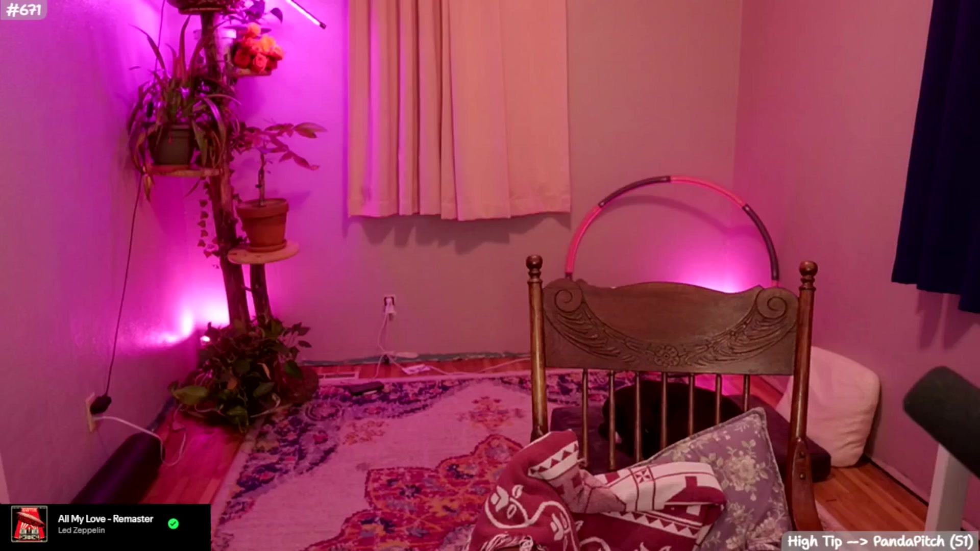 Gallery image thumbnail from SophieLouWho's myfreecams stream on, 11/30/2025, 05:40 image 8 of 20