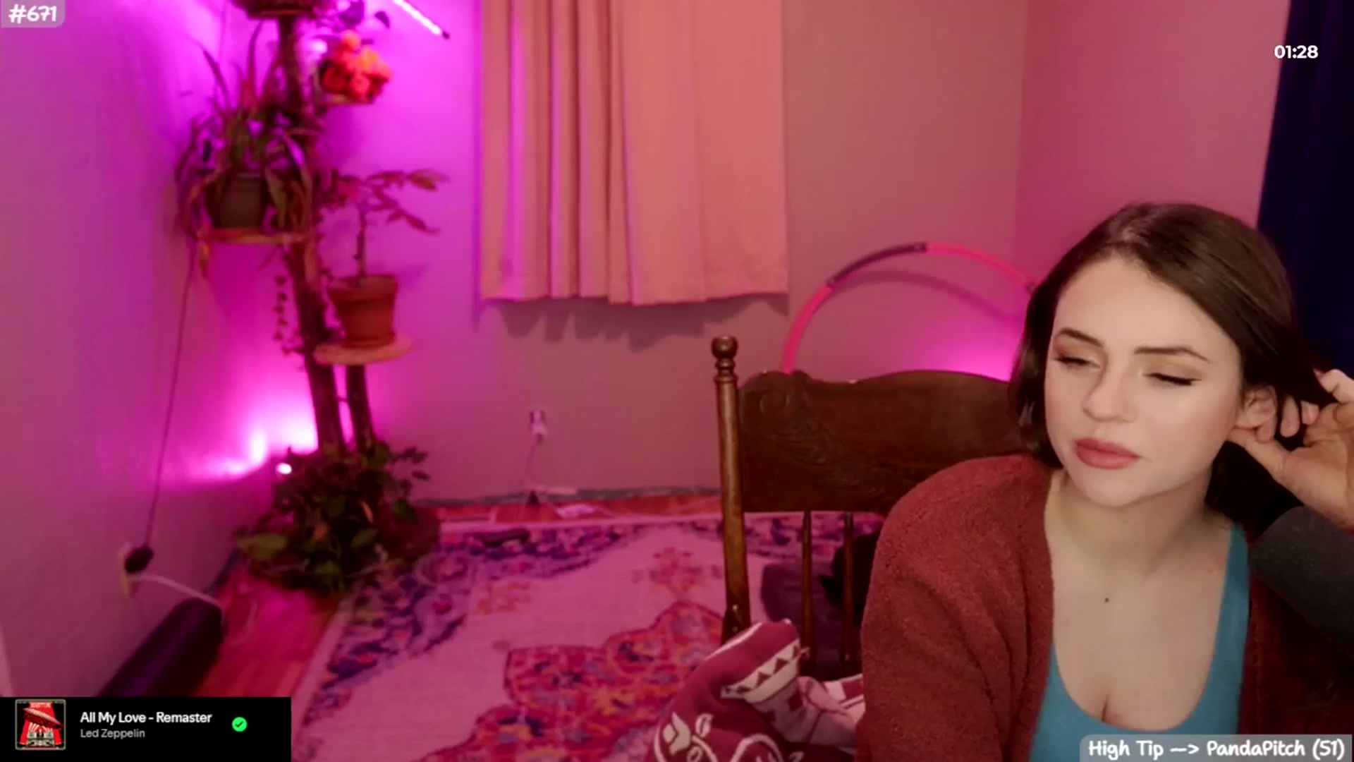Gallery image thumbnail from SophieLouWho's myfreecams stream on, 11/30/2025, 05:40 image 3 of 20