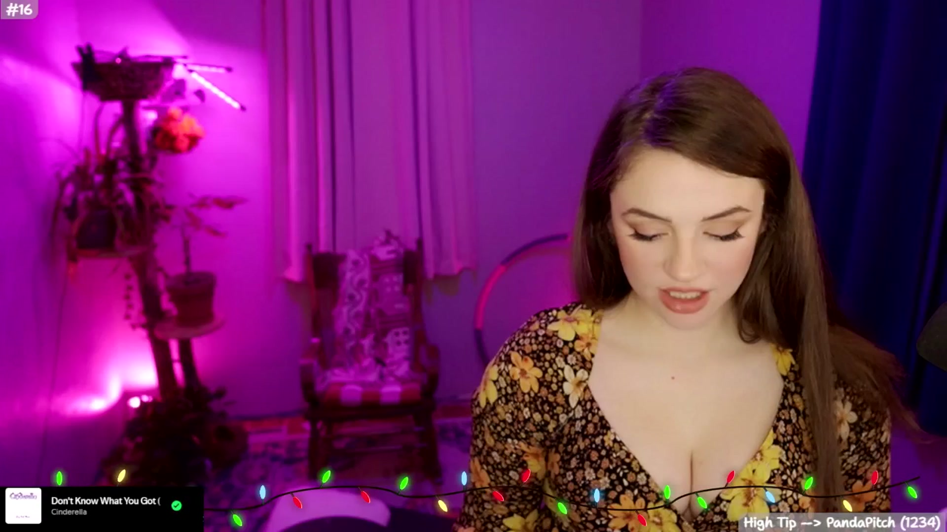 Gallery image thumbnail from SophieLouWho's myfreecams stream on, 12/05/2025, 09:28 image 3 of 20