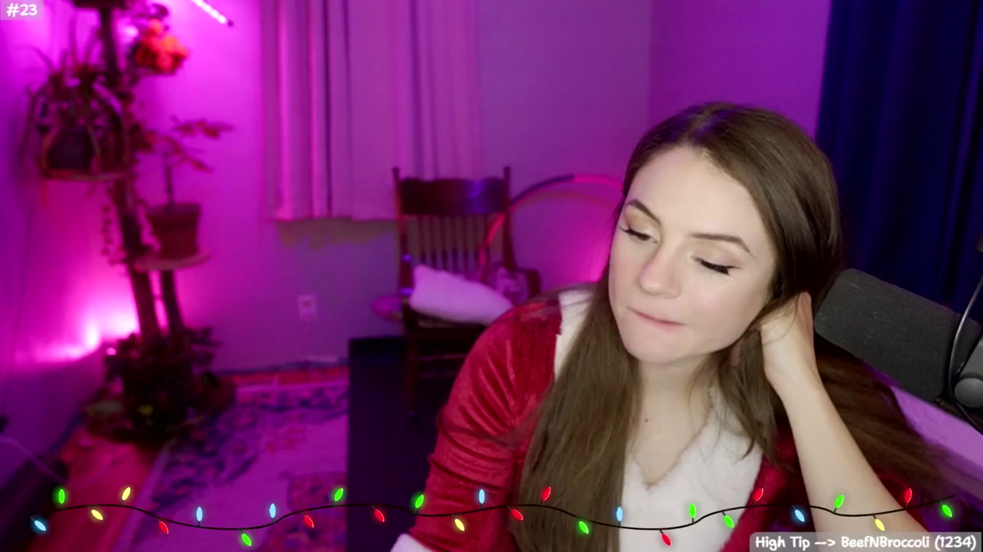 Gallery image thumbnail from SophieLouWho's myfreecams stream on, 12/11/2025, 08:00 image 19 of 20