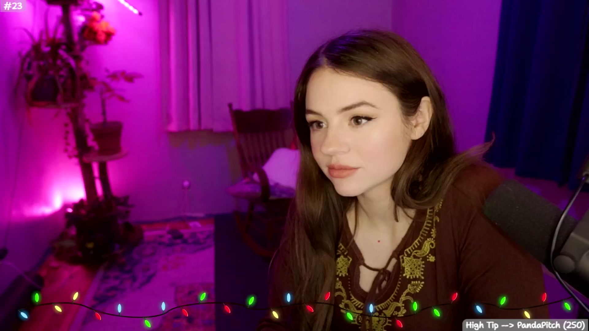 Gallery image thumbnail from SophieLouWho's myfreecams stream on, 12/12/2025, 08:54 image 10 of 20