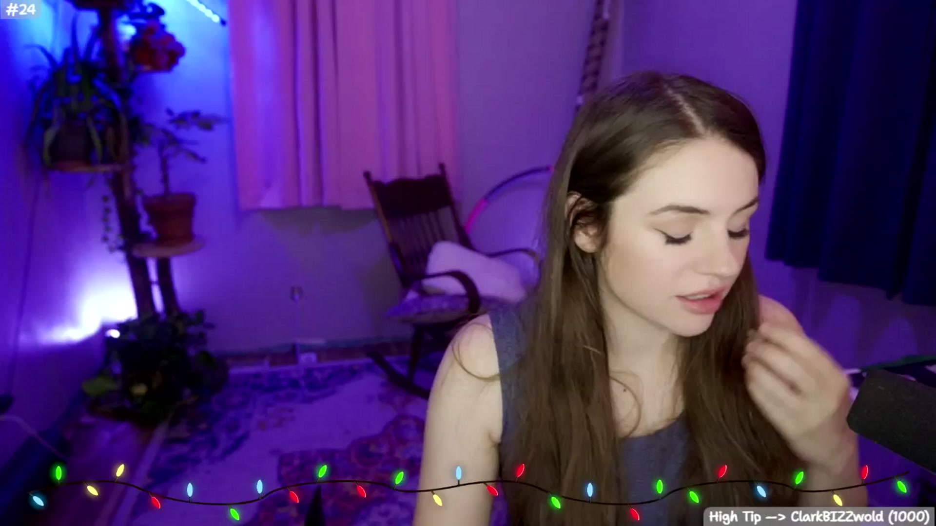 Gallery image thumbnail from SophieLouWho's myfreecams stream on, 12/13/2025, 09:09 image 11 of 20