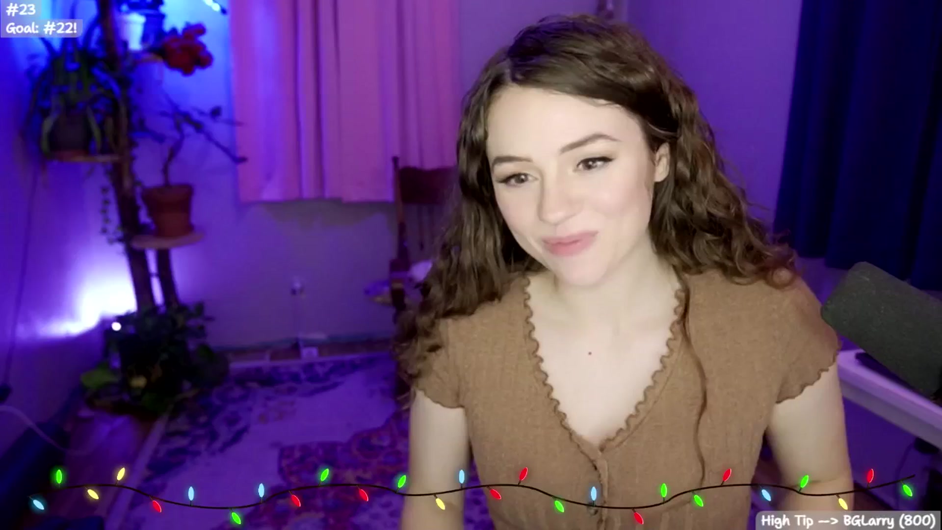 Gallery image thumbnail from SophieLouWho's myfreecams stream on, 12/14/2025, 08:59 image 5 of 20