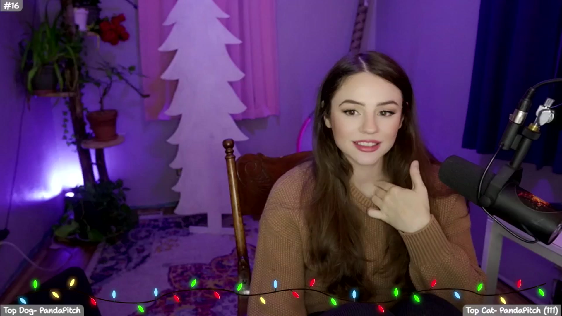 Gallery image thumbnail from SophieLouWho's myfreecams stream on, 12/19/2025, 05:25 image 5 of 20
