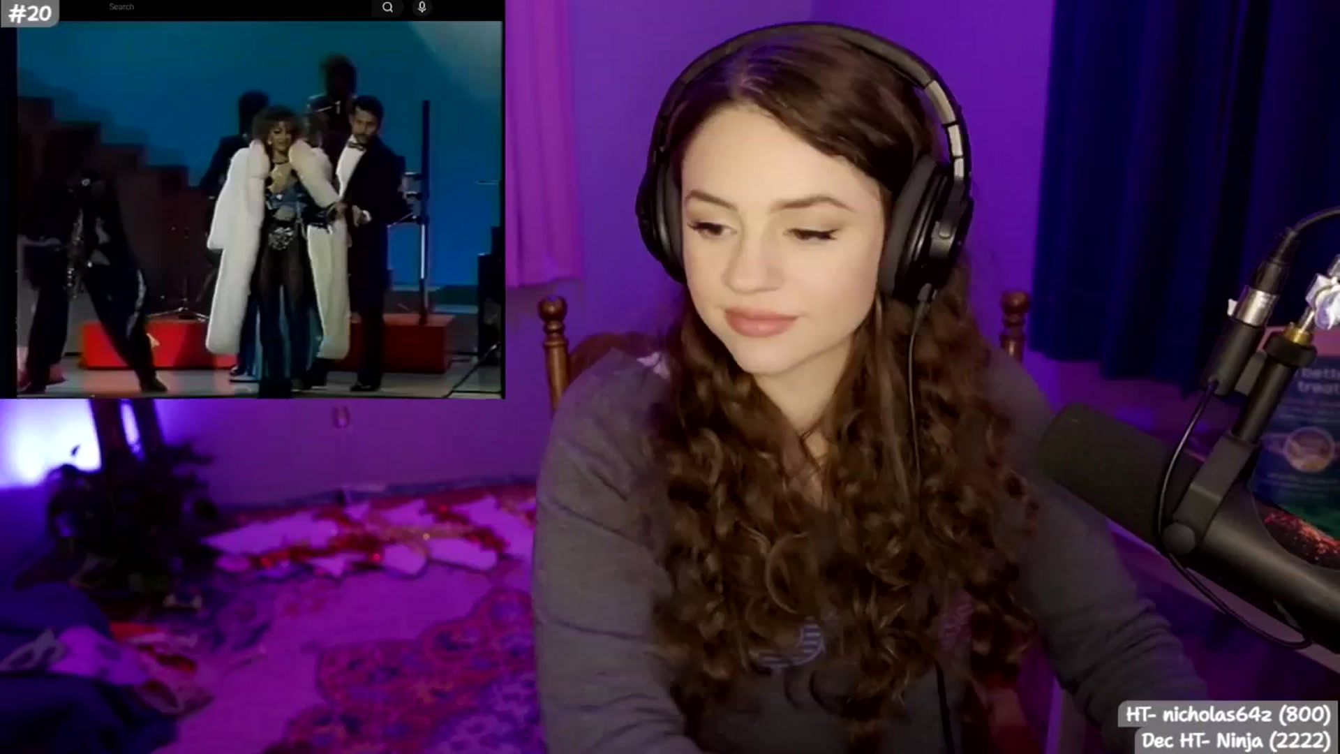 Gallery image thumbnail from SophieLouWho's myfreecams stream on, 12/28/2025, 08:30 image 16 of 20