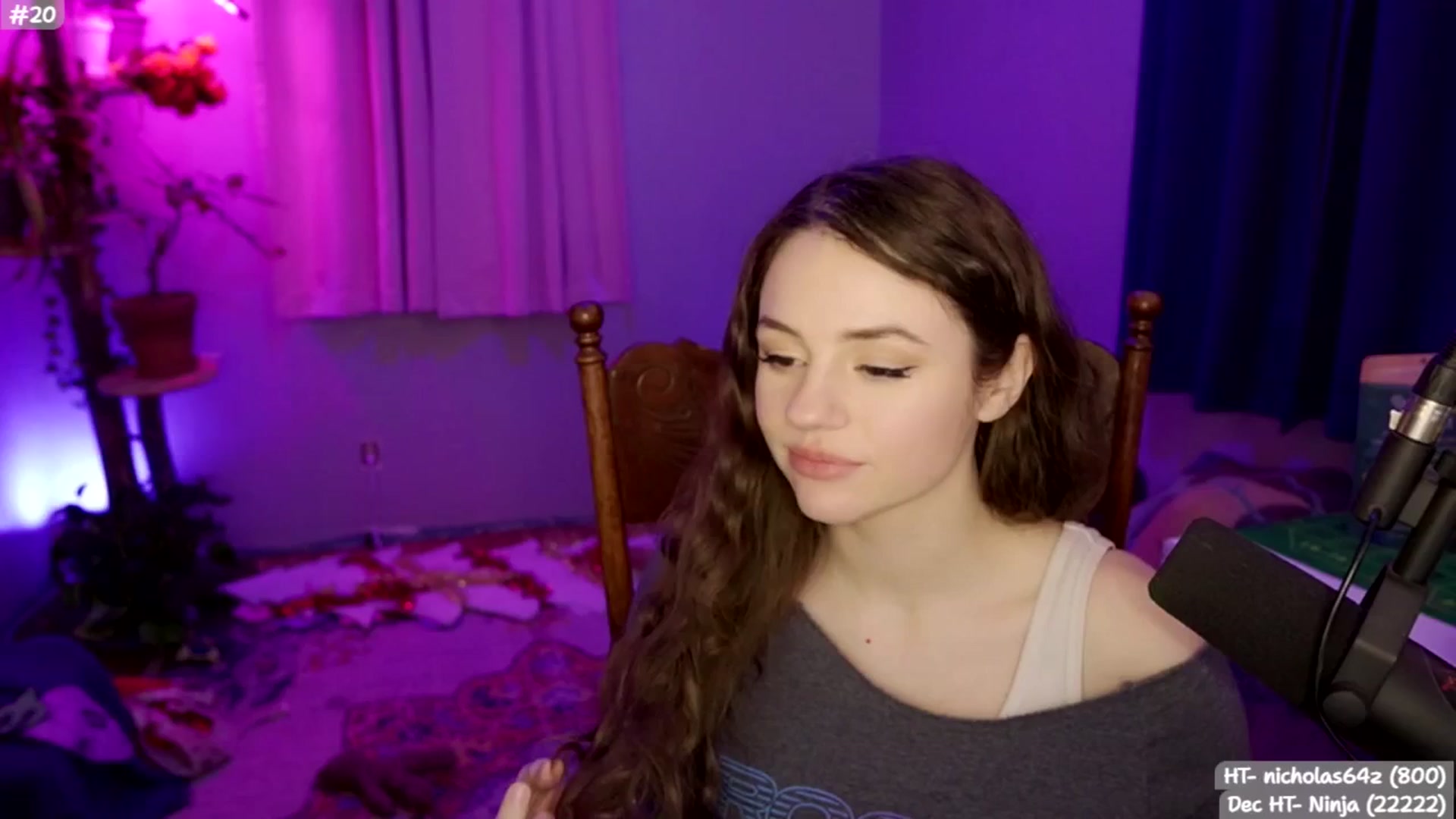 Gallery image thumbnail from SophieLouWho's myfreecams stream on, 12/28/2025, 10:23 image 19 of 20