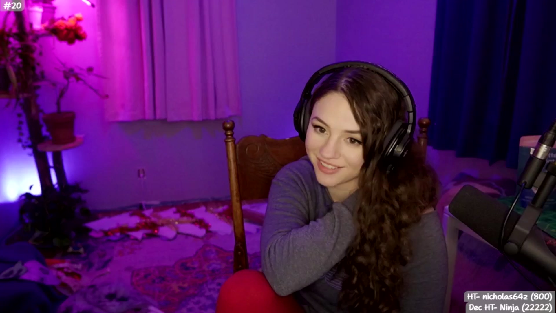 Gallery image thumbnail from SophieLouWho's myfreecams stream on, 12/28/2025, 10:23 image 14 of 20