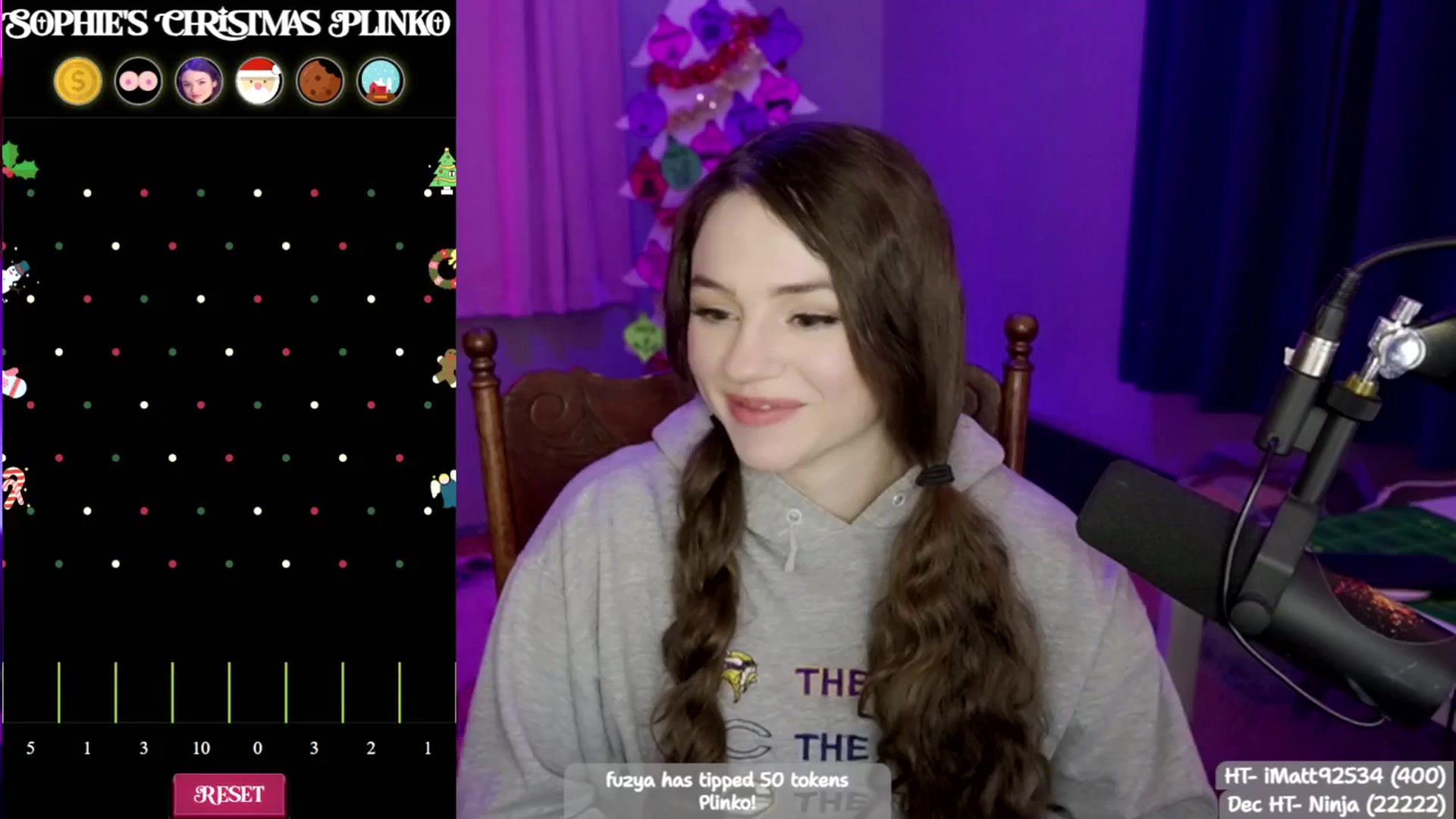 Gallery image thumbnail from SophieLouWho's myfreecams stream on, 12/30/2025, 09:54 image 5 of 20