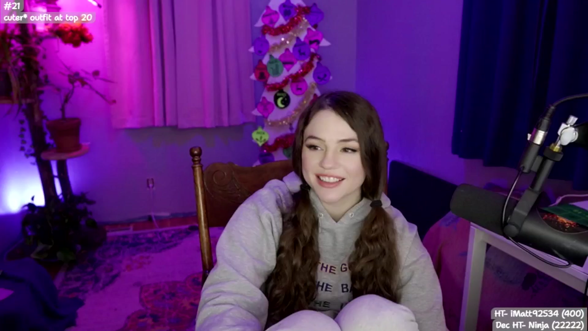 Gallery image thumbnail from SophieLouWho's myfreecams stream on, 12/30/2025, 09:54 image 9 of 20