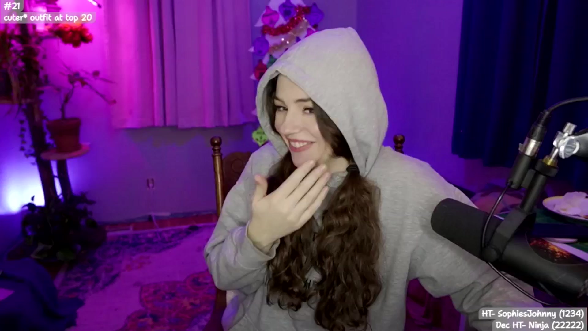 Gallery image thumbnail from SophieLouWho's myfreecams stream on, 12/30/2025, 09:54 image 16 of 20