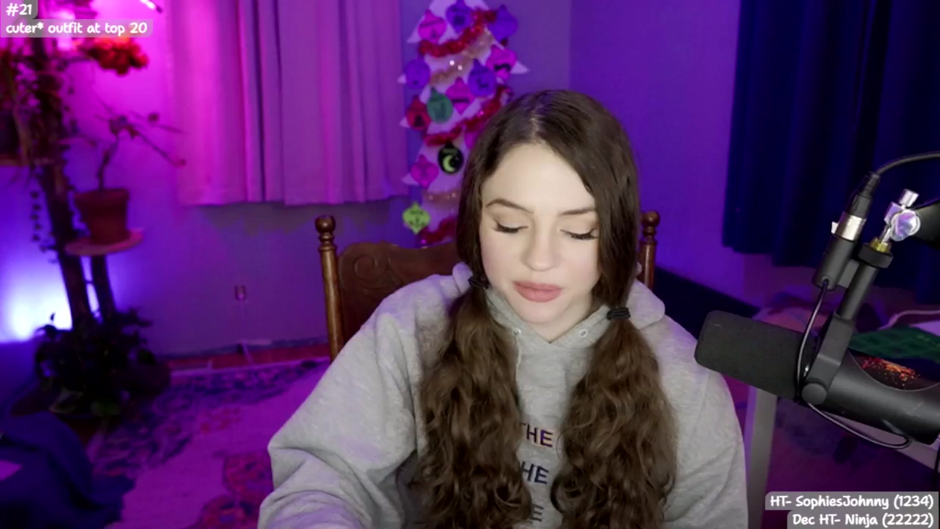 Gallery image thumbnail from SophieLouWho's myfreecams stream on, 12/30/2025, 09:54 image 11 of 20