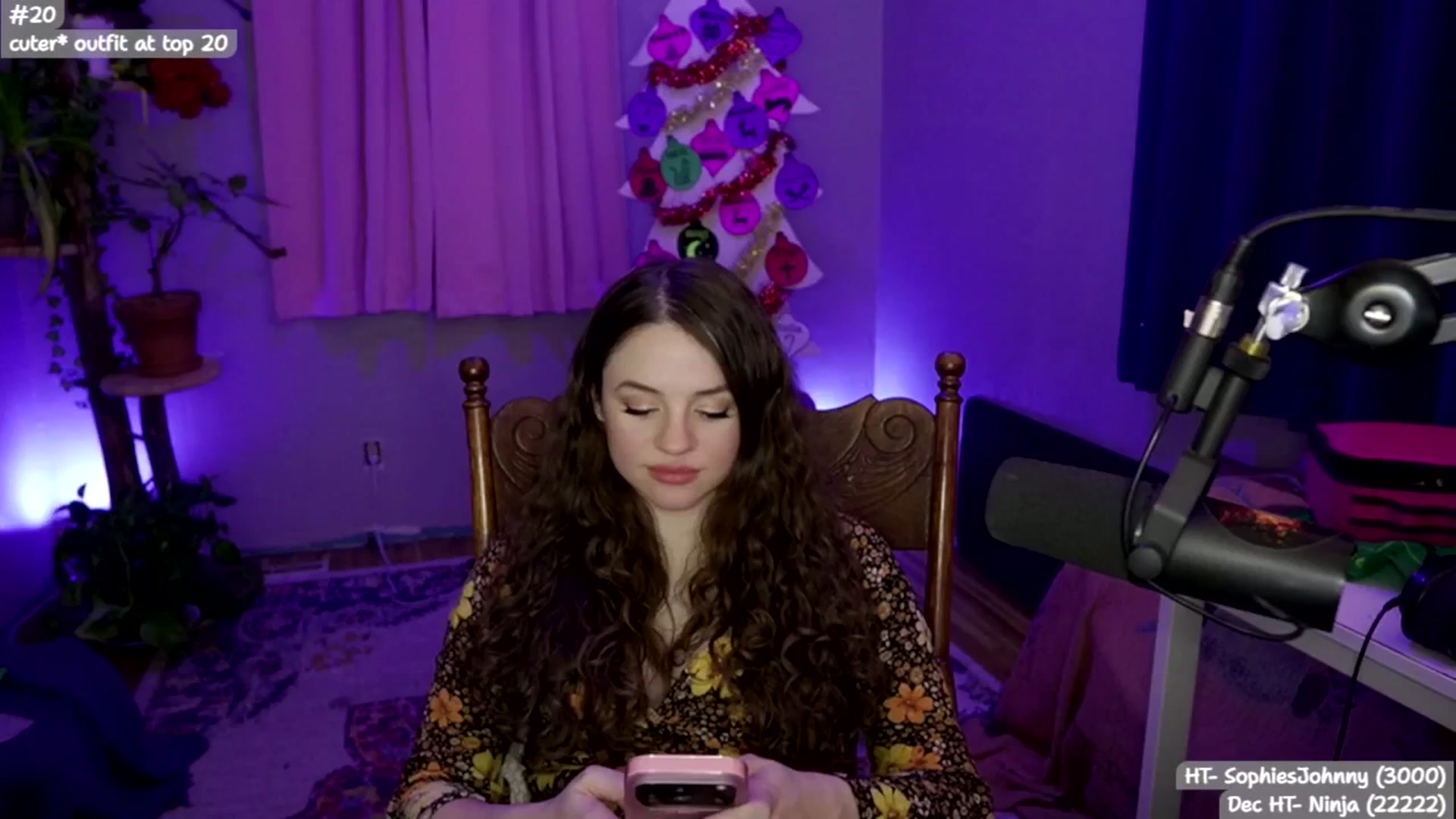 Gallery image thumbnail from SophieLouWho's myfreecams stream on, 12/31/2025, 14:14 image 15 of 20