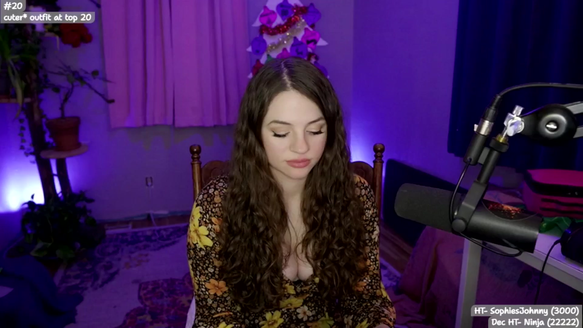 Gallery image thumbnail from SophieLouWho's myfreecams stream on, 12/31/2025, 14:14 image 16 of 20