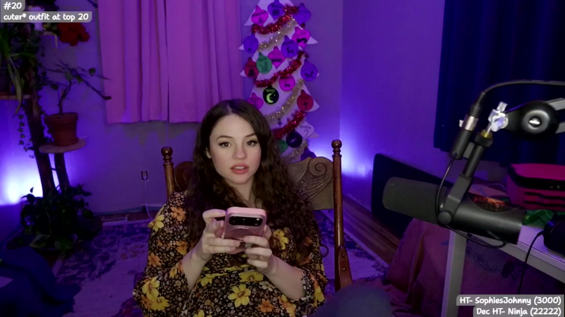 Gallery image thumbnail from SophieLouWho's myfreecams stream on, 12/31/2025, 14:14 image 17 of 20