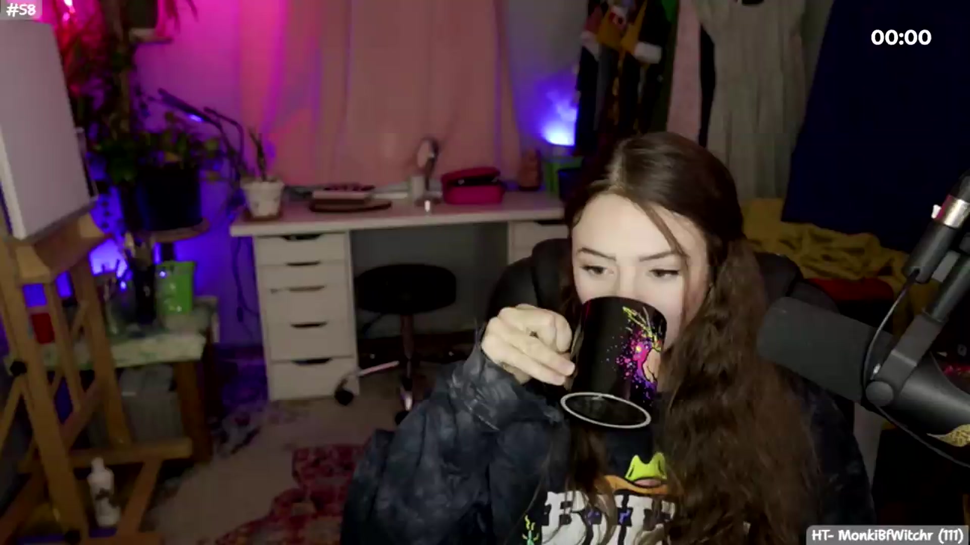 Gallery image thumbnail from SophieMcBrophie's myfreecams stream on, 08/11/2026, 03:04 image 18 of 20