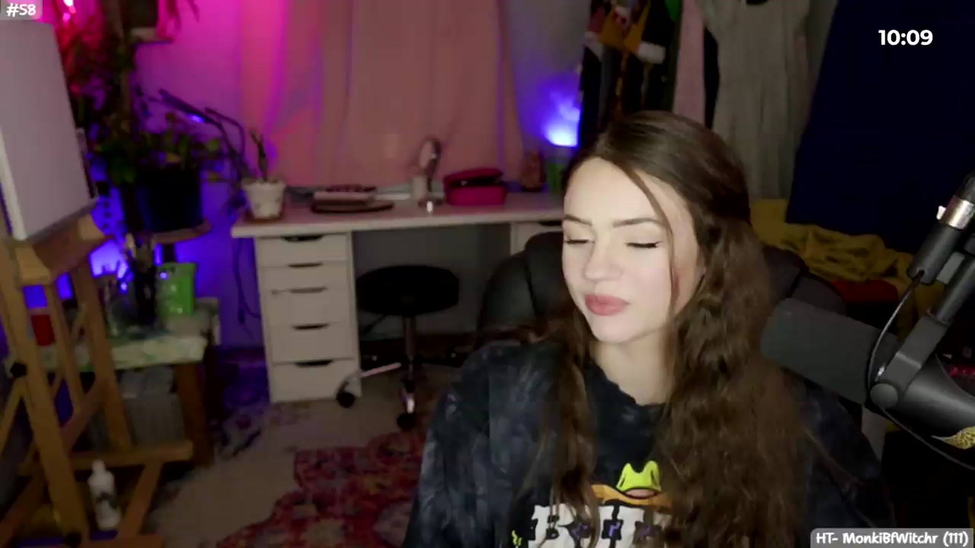 Gallery image thumbnail from SophieMcBrophie's myfreecams stream on, 08/11/2026, 03:04 image 7 of 20