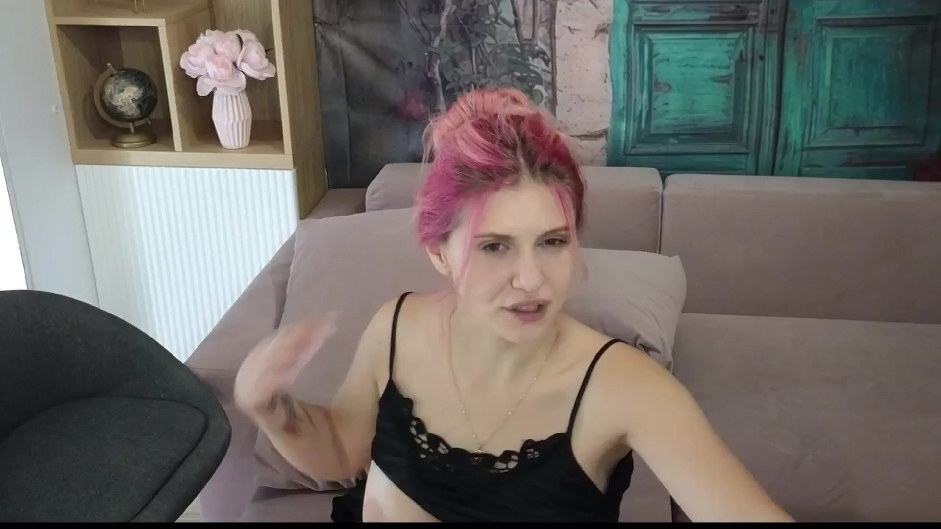 Gallery image thumbnail from SophieReyX's myfreecams stream on, 09/27/2024, 13:59 image 11 of 20