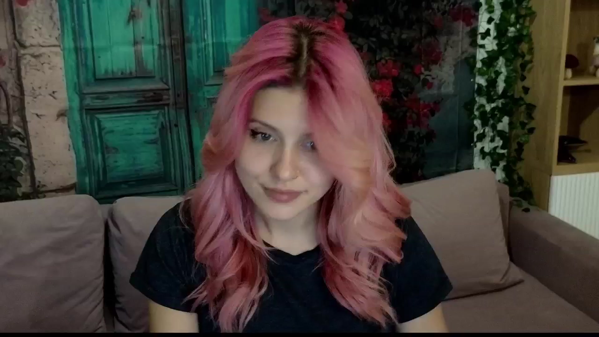 Gallery image thumbnail from SophieReyX's myfreecams stream on, 09/30/2024, 10:04 image 19 of 20