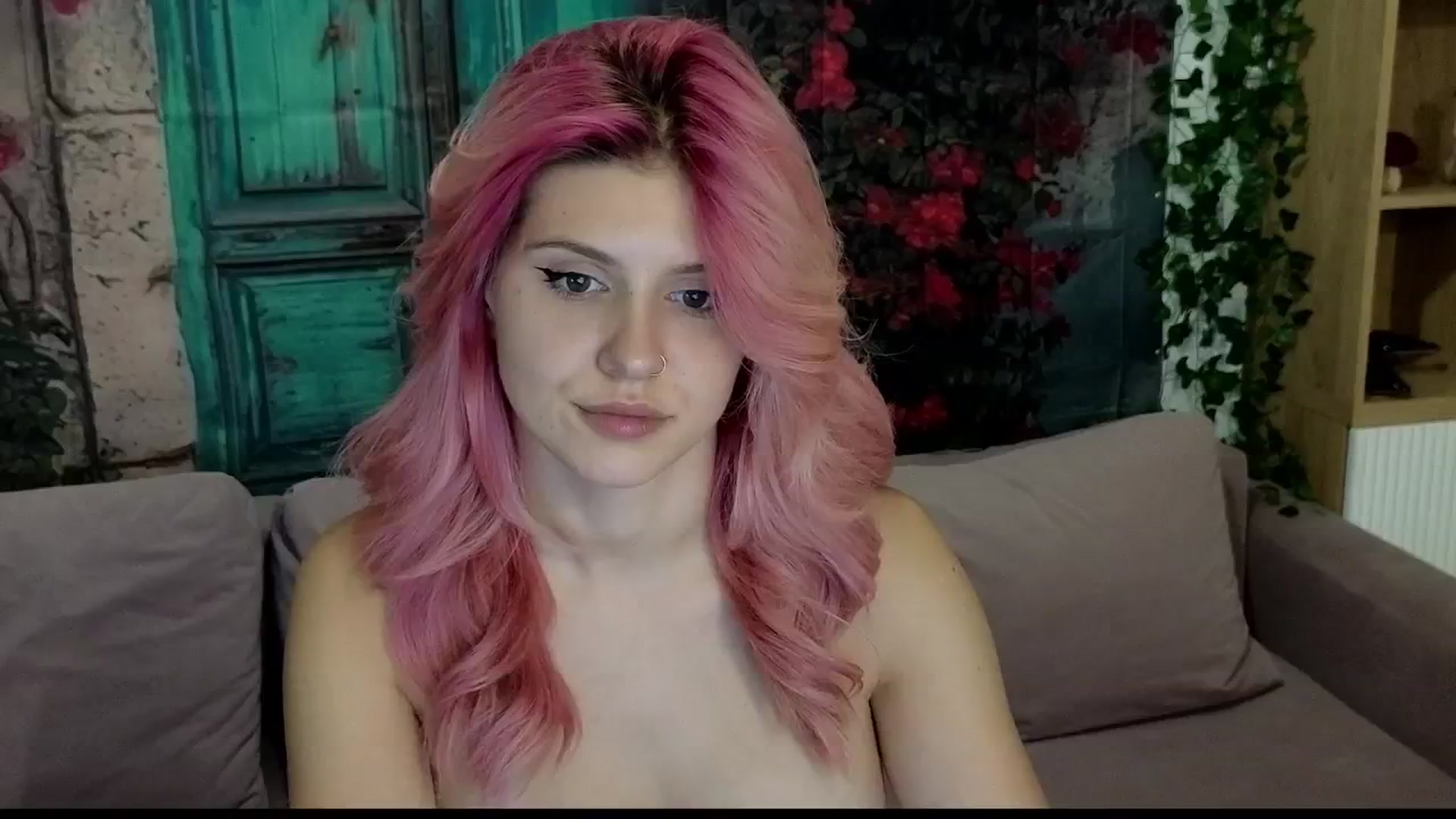 Gallery image thumbnail from SophieReyX's myfreecams stream on, 09/30/2024, 10:04 image 3 of 20