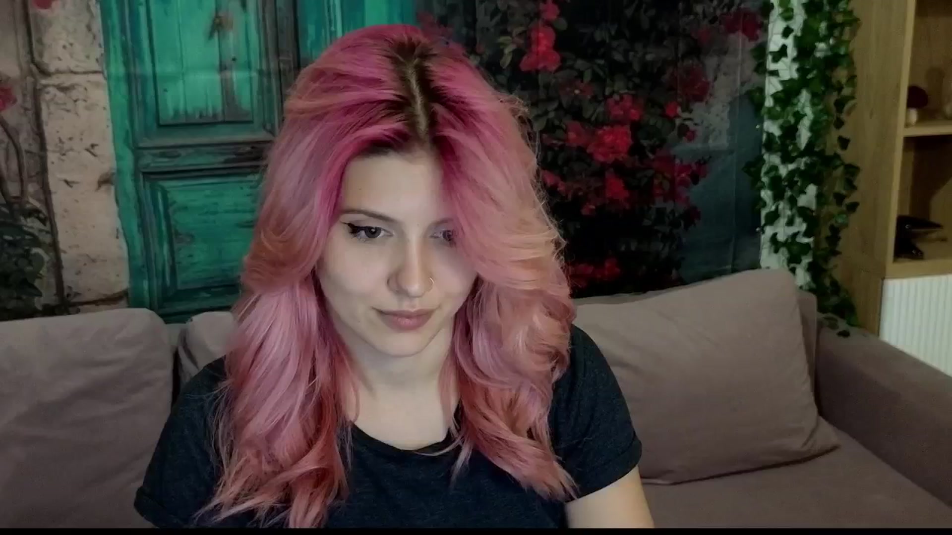 Gallery image thumbnail from SophieReyX's myfreecams stream on, 09/30/2024, 10:04 image 11 of 20