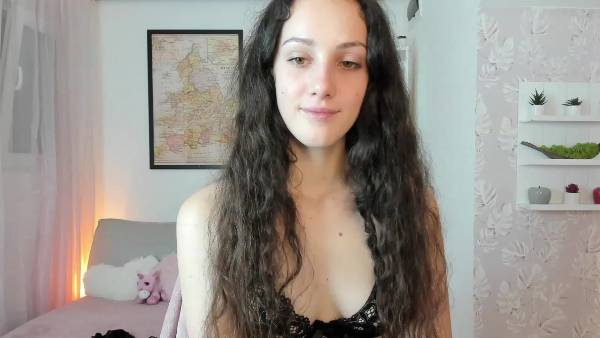 Gallery image thumbnail from Sophie_Rain18's myfreecams stream on, 01/17/2023, 16:34 image 18 of 20
