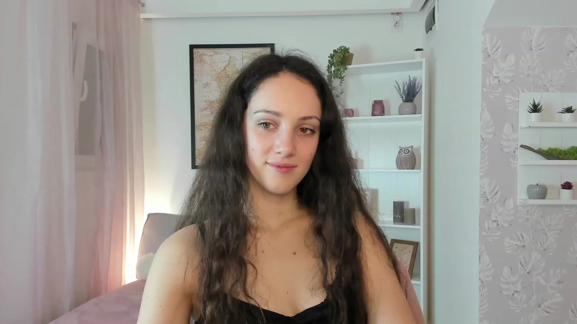Gallery image thumbnail from Sophie_Rain18's myfreecams stream on, 01/19/2023, 18:17 image 11 of 20