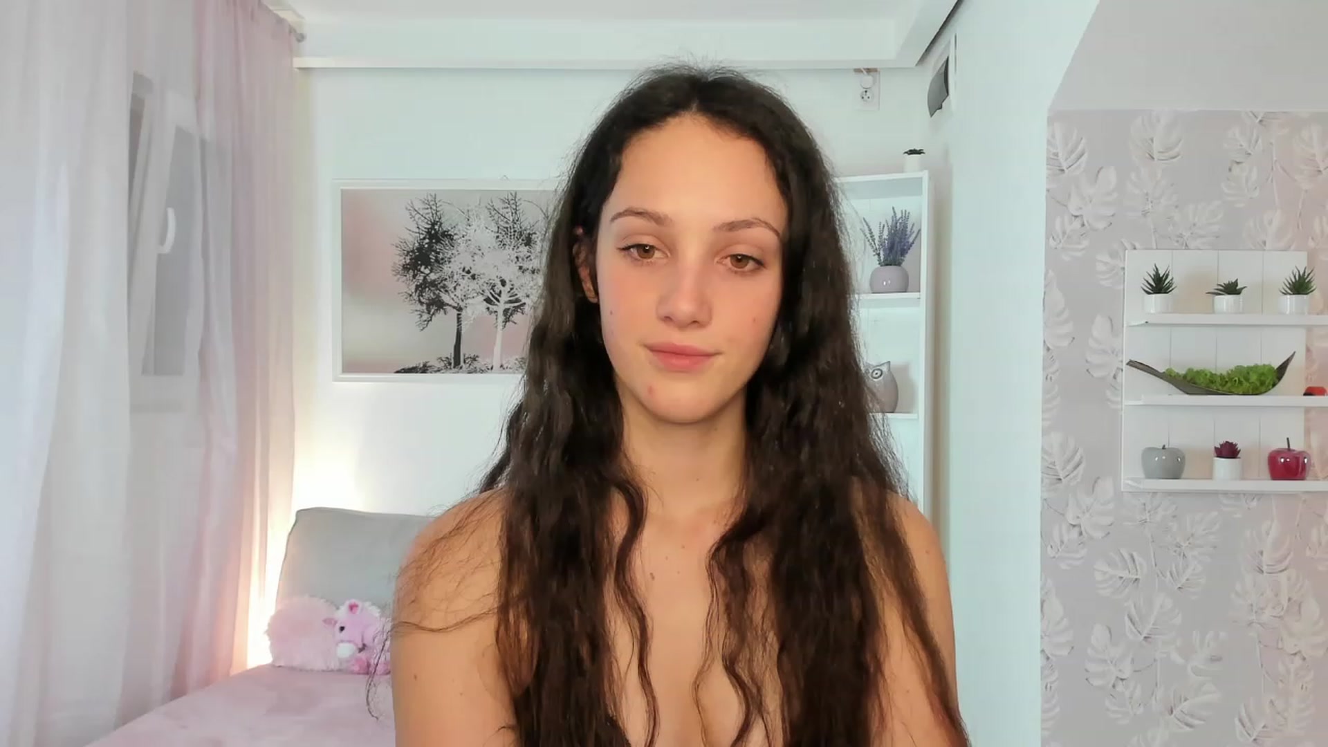 Gallery image thumbnail from Sophie_Rain18's myfreecams stream on, 01/31/2023, 19:03 image 1 of 20
