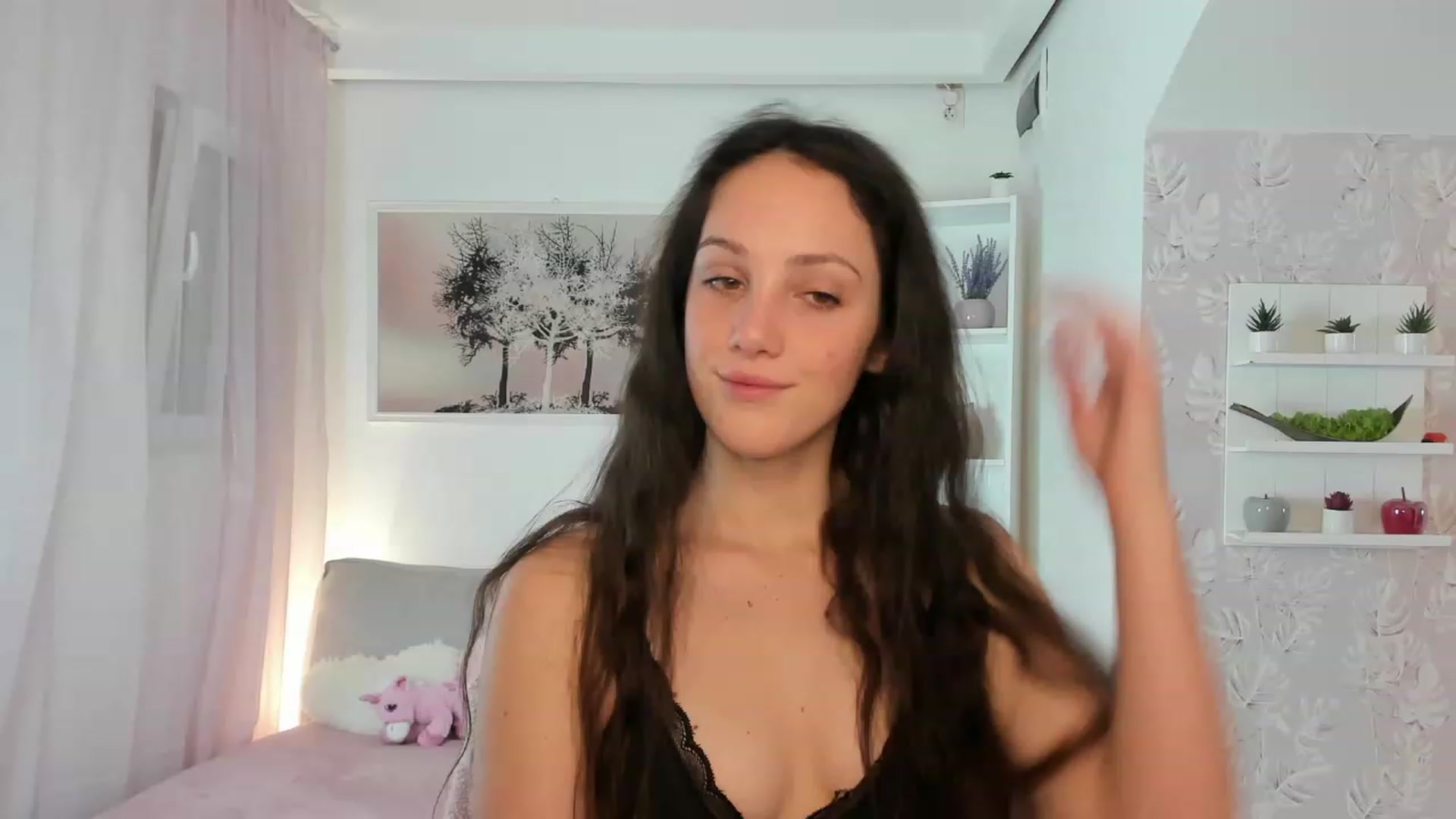 Gallery image thumbnail from Sophie_Rain18's myfreecams stream on, 02/01/2023, 17:58 image 2 of 20