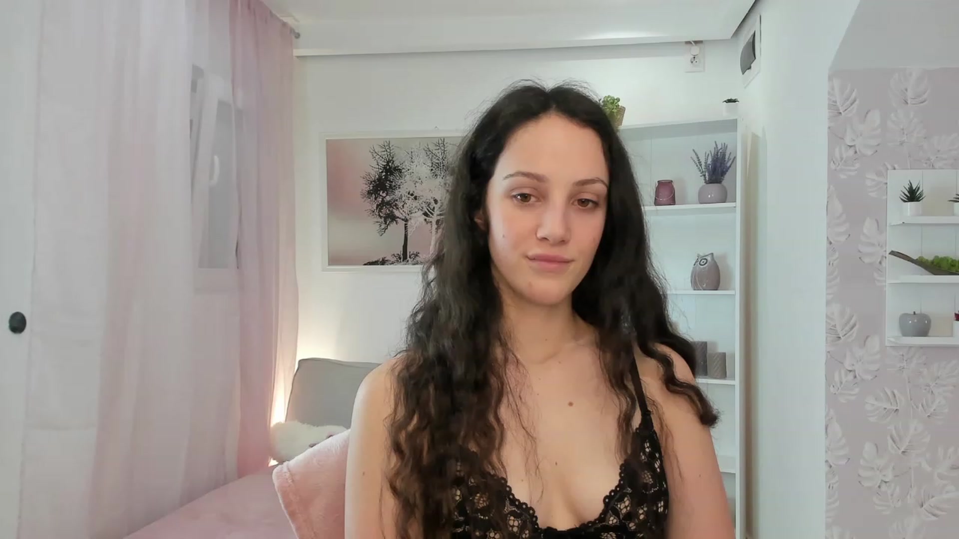 Gallery image thumbnail from Sophie_Rain18's myfreecams stream on, 02/02/2023, 15:40 image 20 of 20