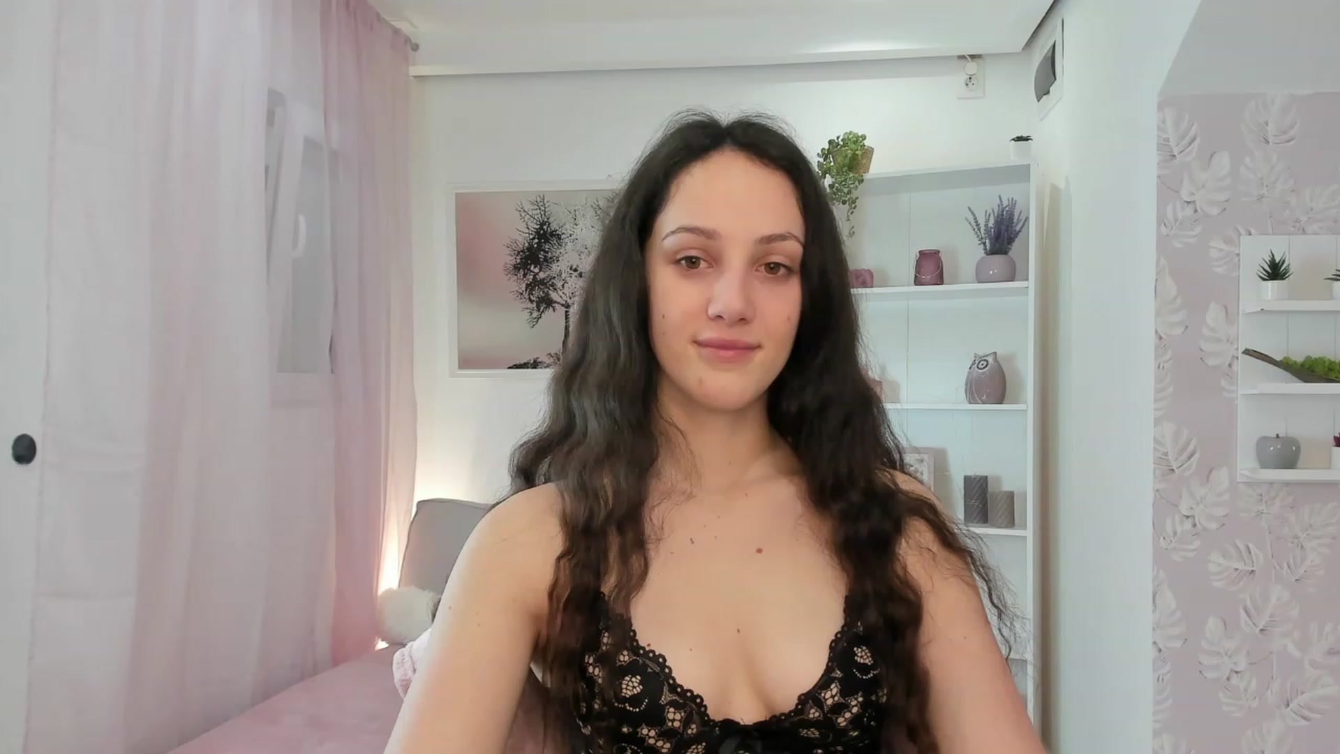 Gallery image thumbnail from Sophie_Rain18's myfreecams stream on, 02/02/2023, 15:40 image 2 of 20
