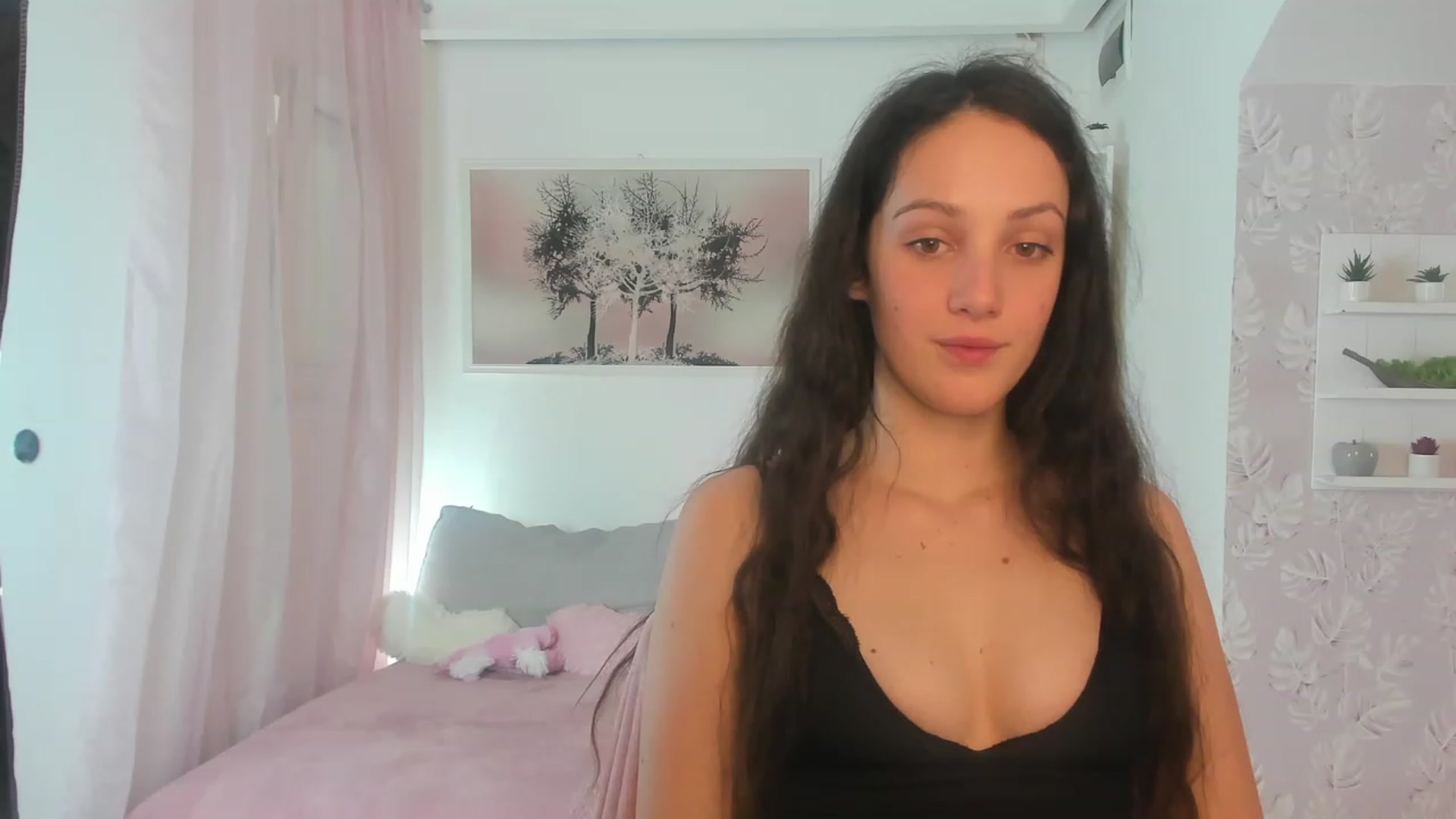 Gallery image thumbnail from Sophie_Rain18's myfreecams stream on, 03/02/2023, 15:15 image 19 of 20