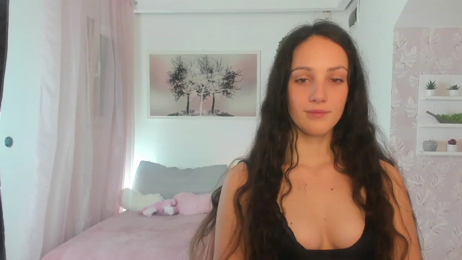 Gallery image thumbnail from Sophie_Rain18's myfreecams stream on, 03/02/2023, 16:11 image 6 of 20