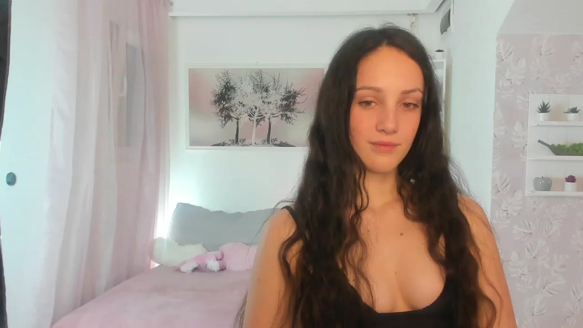 Gallery image thumbnail from Sophie_Rain18's myfreecams stream on, 03/02/2023, 16:11 image 11 of 20
