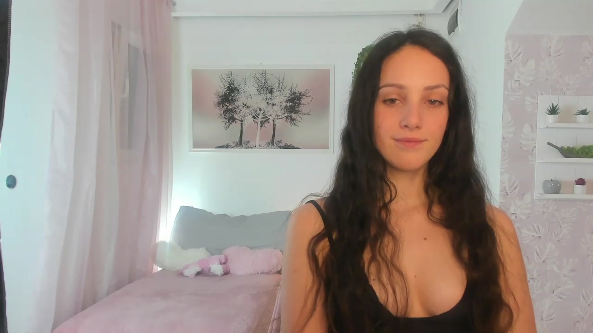 Gallery image thumbnail from Sophie_Rain18's myfreecams stream on, 03/02/2023, 16:11 image 13 of 20
