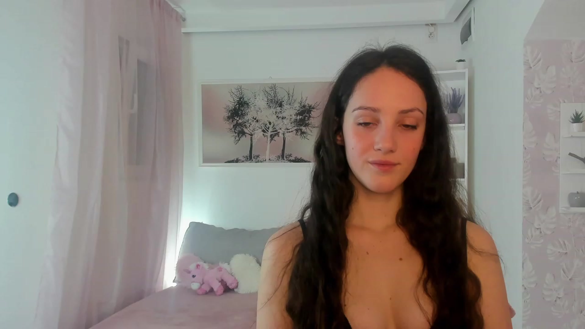 Gallery image thumbnail from Sophie_Rain18's myfreecams stream on, 03/03/2023, 15:52 image 19 of 20