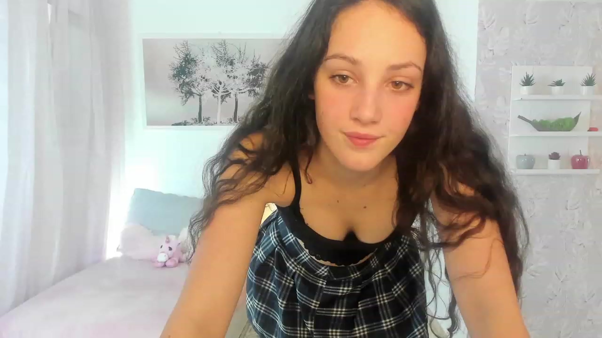 Gallery image thumbnail from Sophie_Rain18's myfreecams stream on, 03/06/2023, 15:22 image 1 of 20