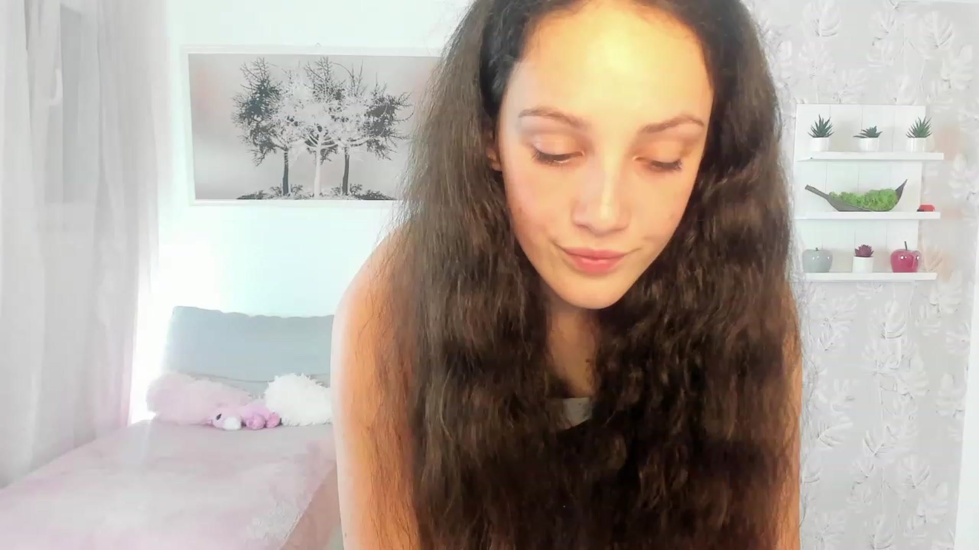 Gallery image thumbnail from Sophie_Rain18's myfreecams stream on, 03/07/2023, 15:20 image 8 of 20